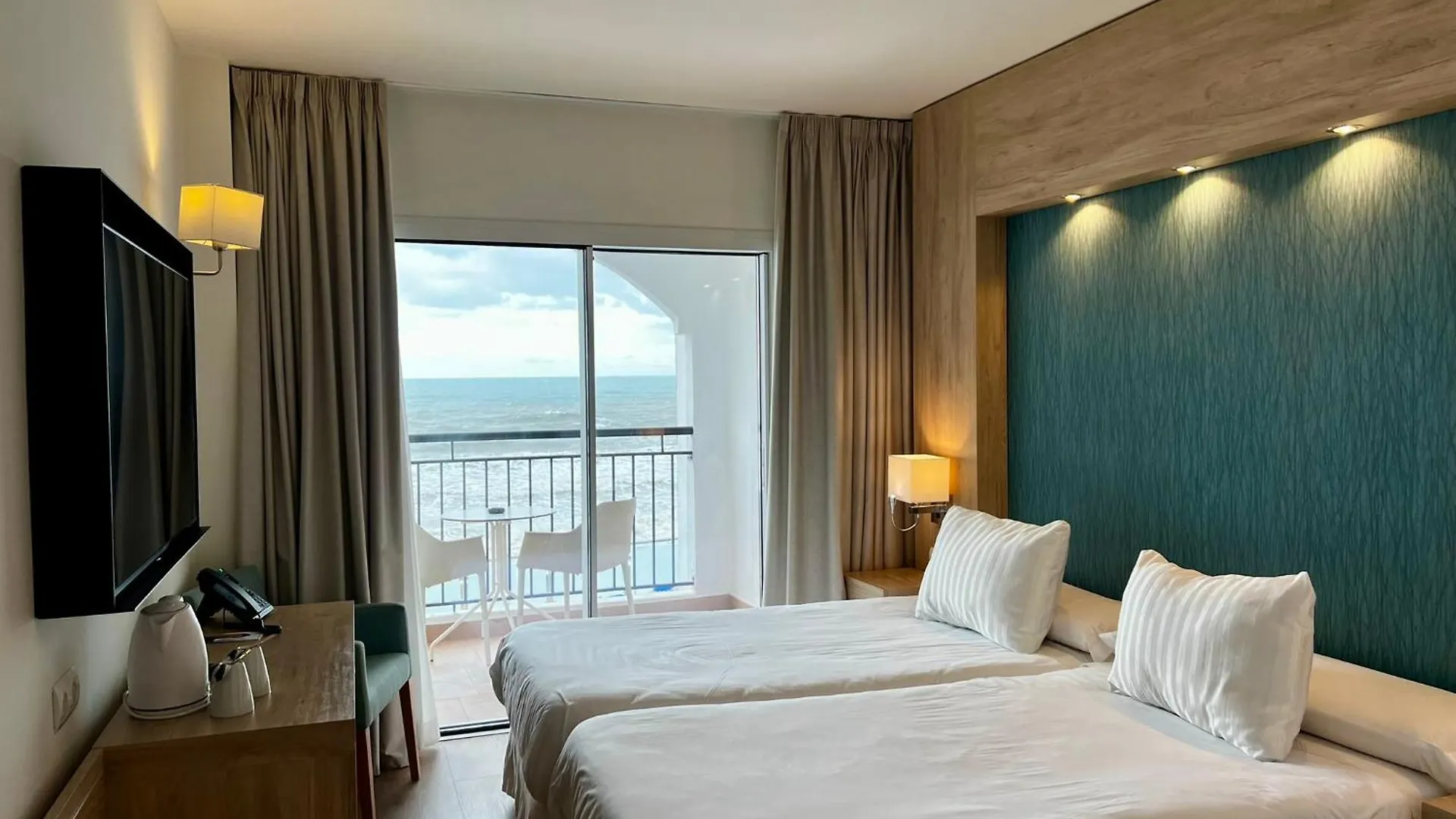 Perla Marina Hotel Nerja