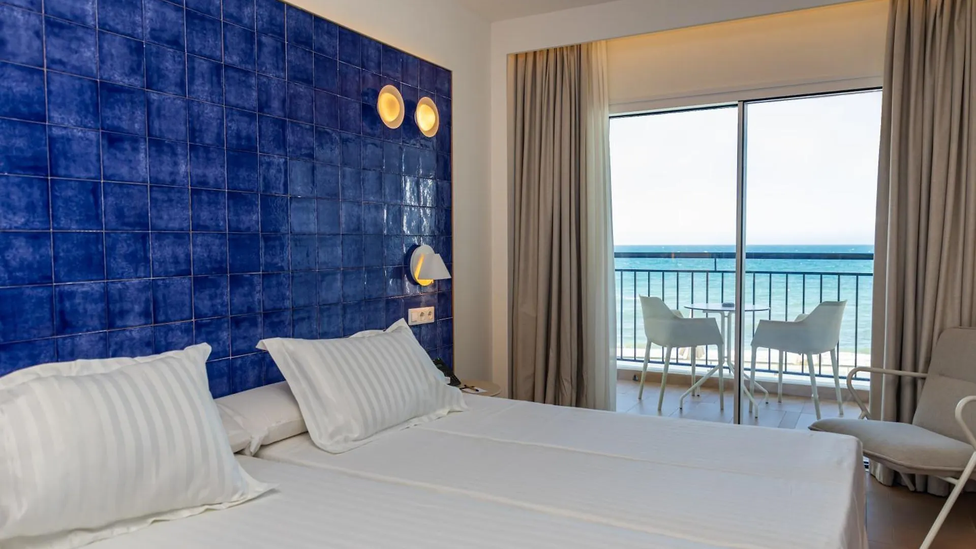 Hotel Perla Marina Nerja 4*,  España