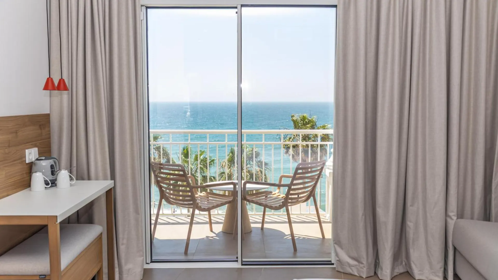 Perla Marina Hotell Nerja