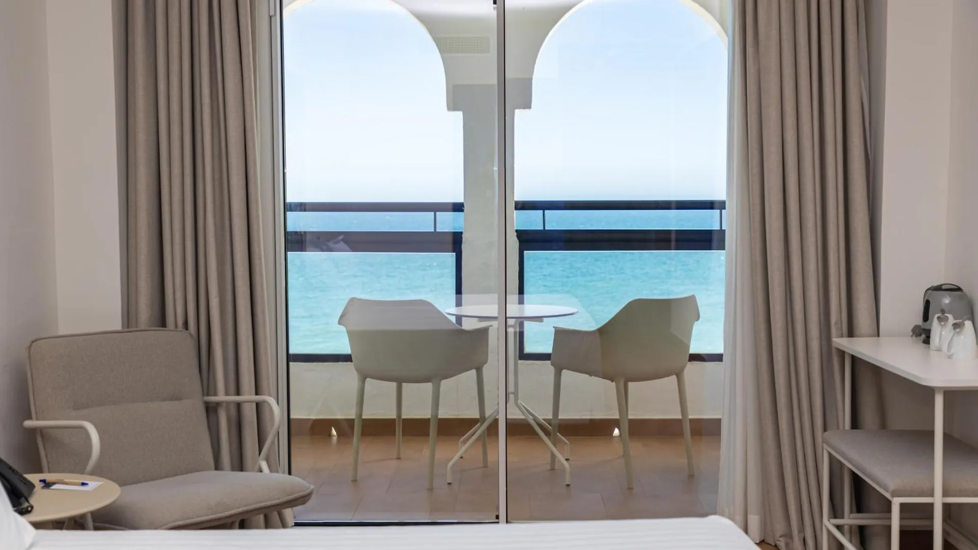 Perla Marina Hotell Nerja
